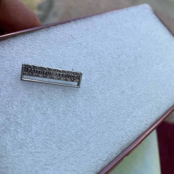 Tiffany & co device pin - Picture 4 of 7